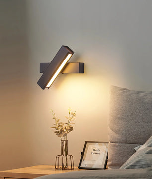 Clasp Wall Lamp