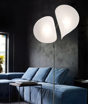 Manta Floor Lamp