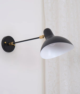 Mantis Wall Lamp