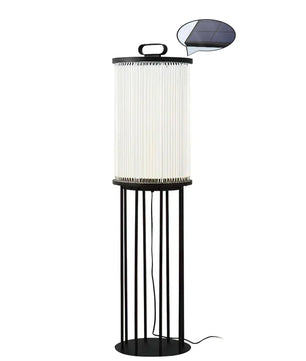 مصباح أرضي يعمل بالطاقة الشمسية من Line Glass Lantern