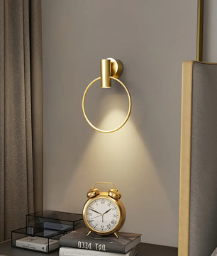 Aura Wall Lamp