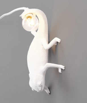 Chameleon Wall Lamp