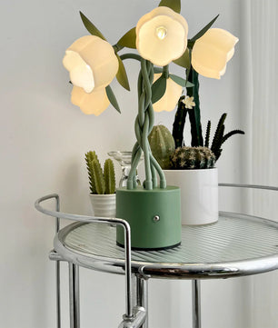 Faira Flower Table Lamp