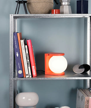 Plat Table Lamp