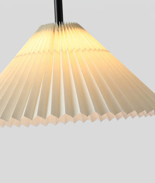 Rieort Tripod Floor Lamp