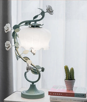 Aeyee Table Lamp