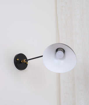 Mantis Wall Lamp