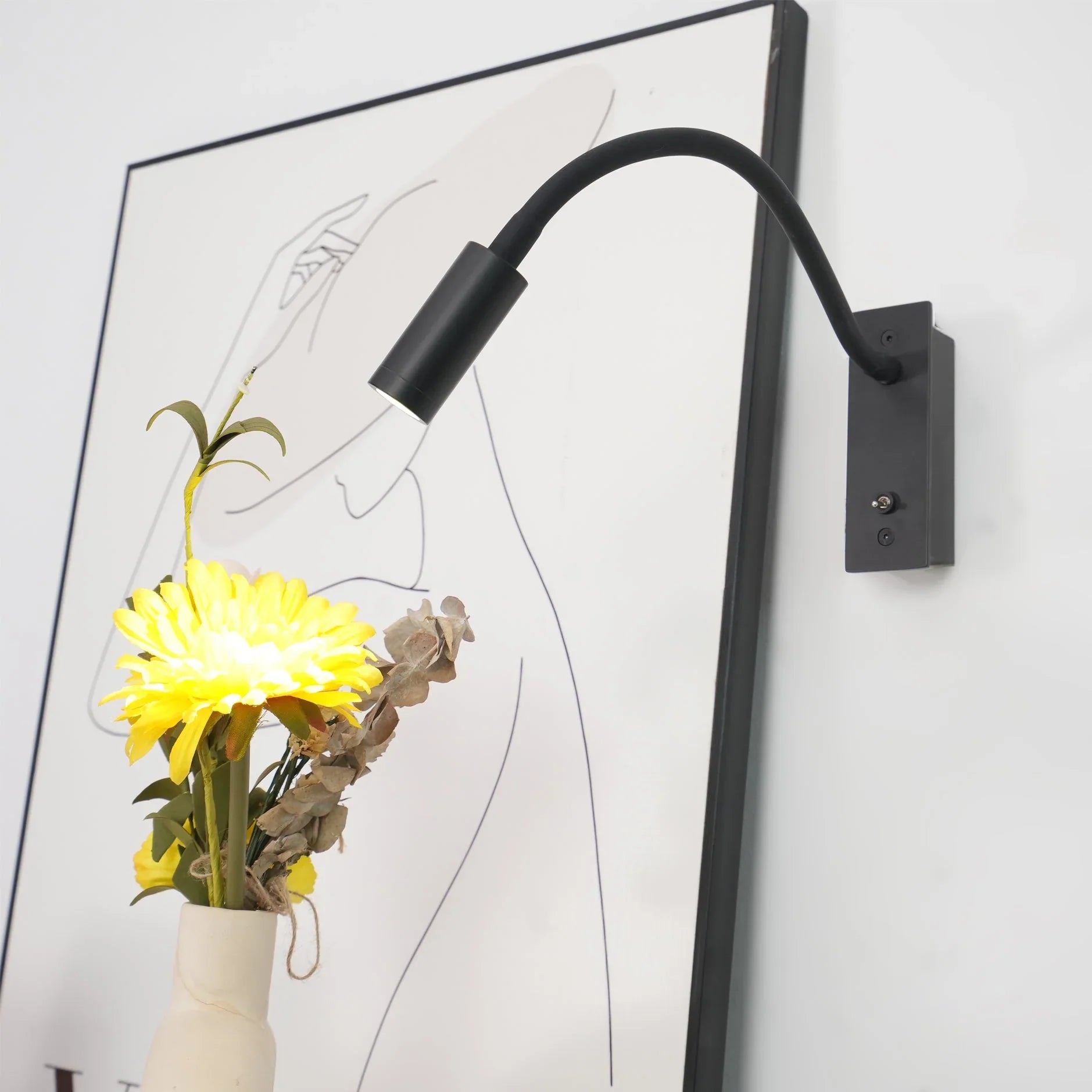 إضاءة حائط LED لغرفة النوم بتصميم آرت ديكو