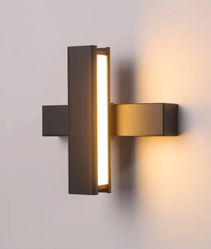 Clasp Wall Lamp