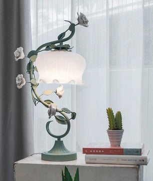 Aeyee Table Lamp