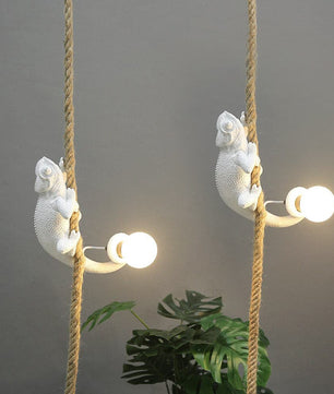 Chameleon Wall Lamp
