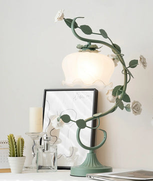 Aeyee Table Lamp