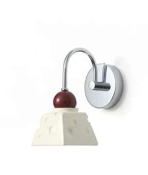 Alma Wall Light