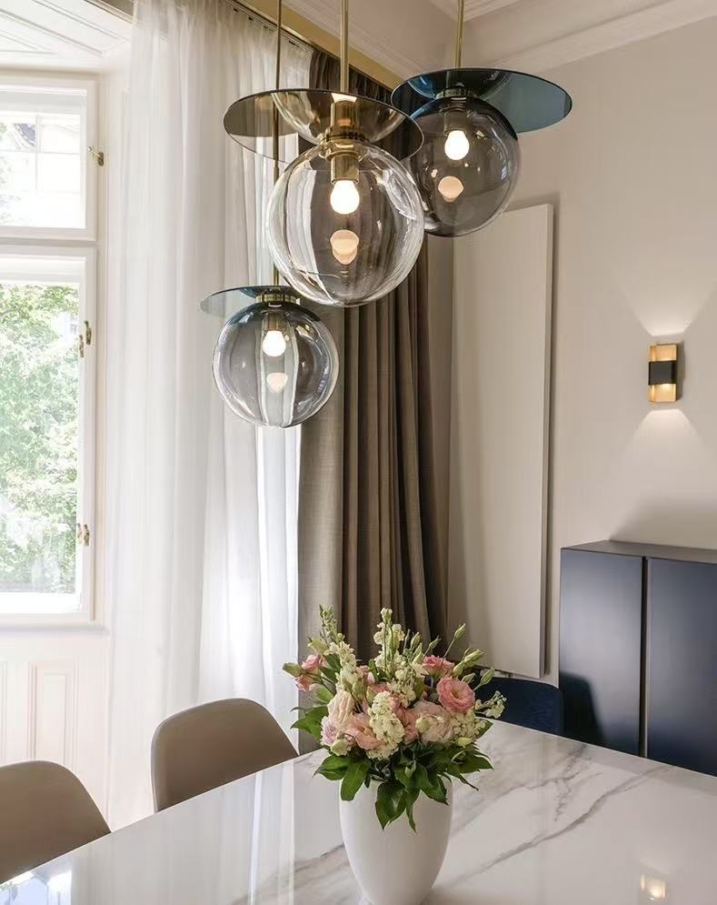 Umbra Pendant light