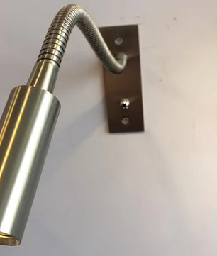 إضاءة حائط LED لغرفة النوم بتصميم آرت ديكو