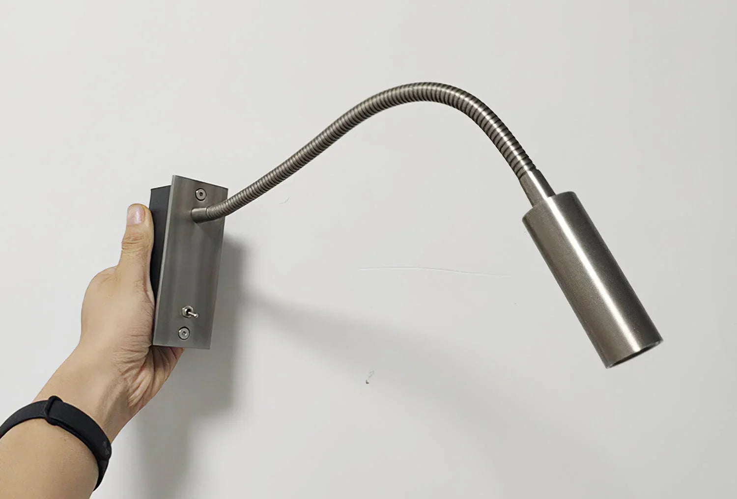 إضاءة حائط LED لغرفة النوم بتصميم آرت ديكو