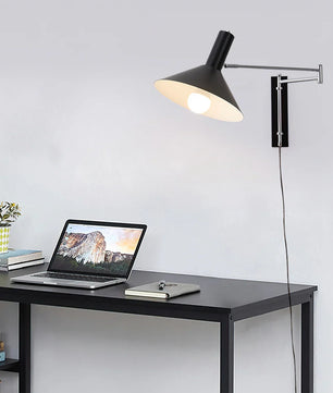 Anvia Plug In Wall Lamp