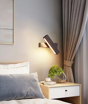 Clasp Wall Lamp