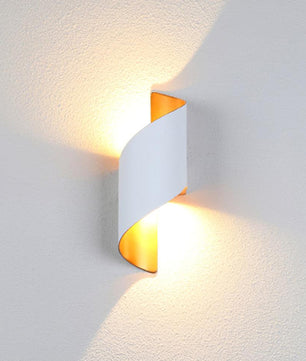 Helix Wall Lamp