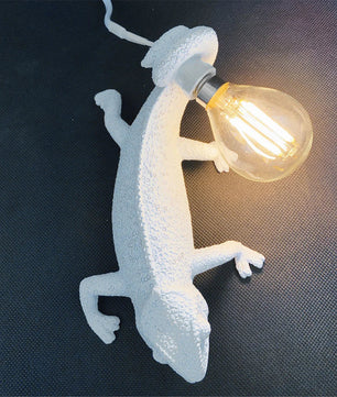 Chameleon Wall Lamp