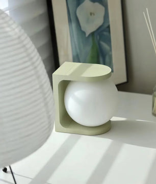 Plat Table Lamp