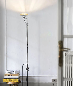 Toio Floor Lamp