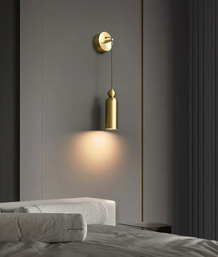 Madame Wall Lamp