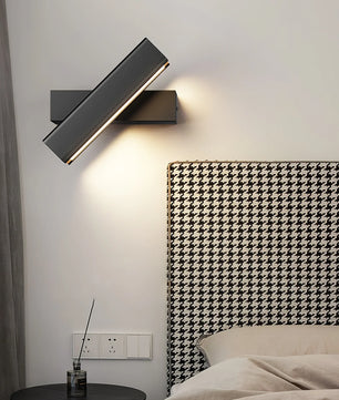 Clasp Wall Lamp