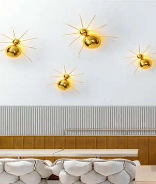 مصباح حائط LED على شكل عنكبوت