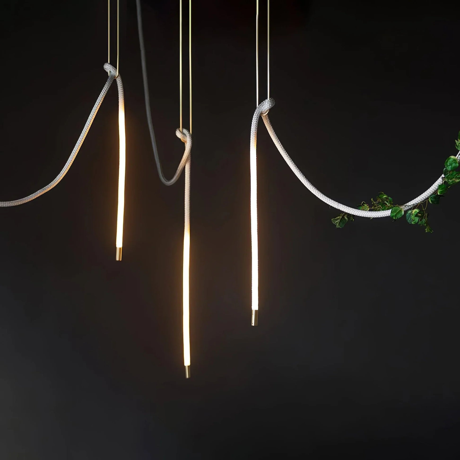 مصباح LED مرن معلق
