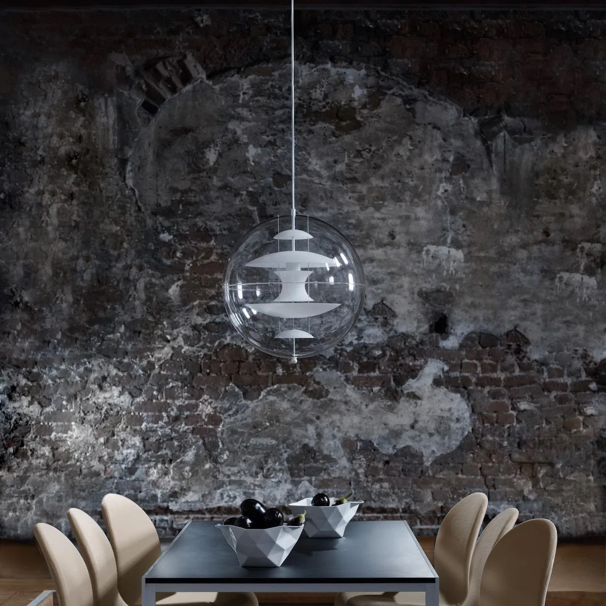 VP Globe Pendant Light