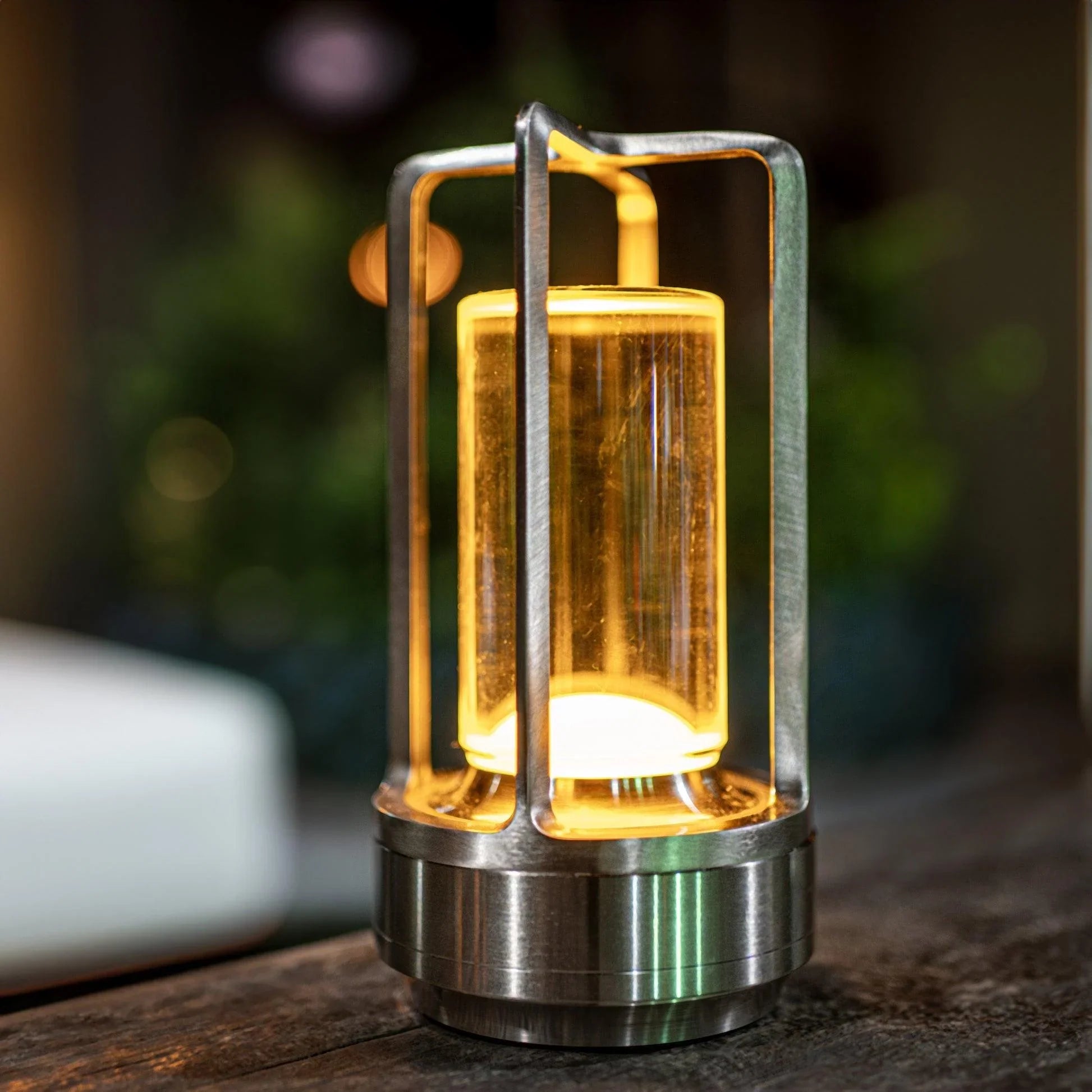 Japandi cordless Lamp