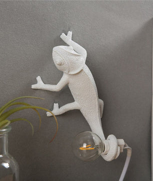 Chameleon Wall Lamp