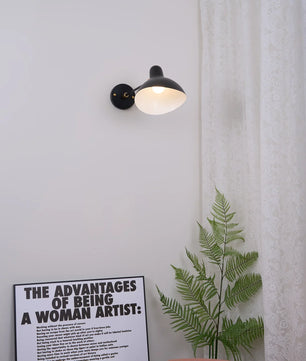 Mantis Wall Lamp