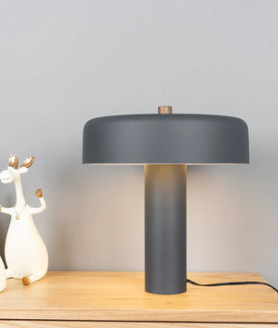 Kunk Table Lamp