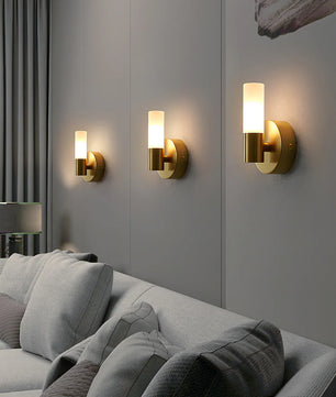 Barton Wall Lamp