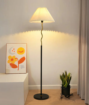 DyAn Floor Lamp