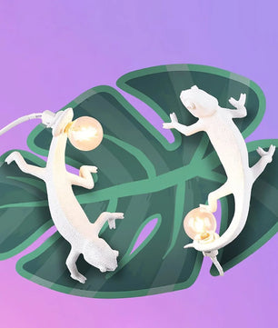Chameleon Wall Lamp