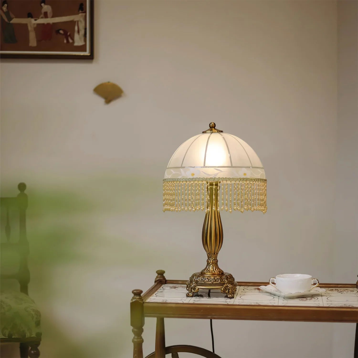 Tassel Flower Table Lamp