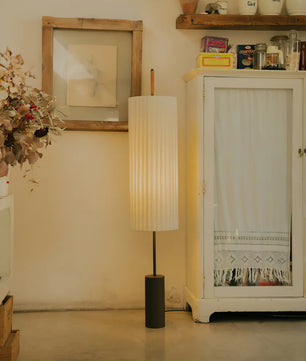 Dorica Floor Lamp