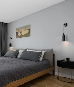 Madame Wall Lamp