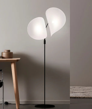 Manta Floor Lamp