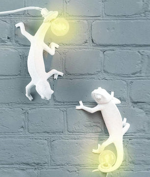 Chameleon Wall Lamp