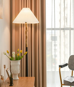 DyAn Floor Lamp
