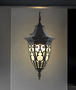 Lanterna Vintage Outdoor Wall Lantern
